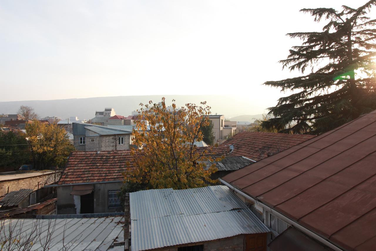 Sheni Hostel Tbilisi Buitenkant foto