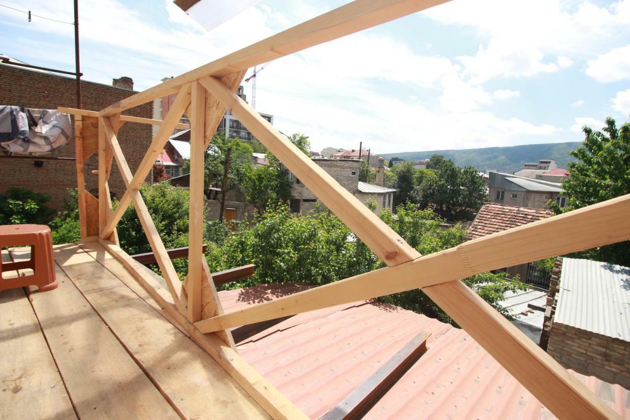 Sheni Hostel Tbilisi Buitenkant foto